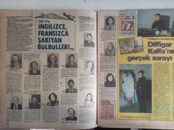 TV'DE 7 Gün Haftalık Aktüalite Sinema Tiyatro Müzik ve Magazin Dergisi - 9 Mart 1981 - Uğur Dündar - Zeki Alasya - Metin akpınar - Füsun Önal Seul'e Gidemiyor - İlhan İrem - Emel Sayın - Tuna Huş - Cemile Kutgün - Mesut Mertcan - Nükhet Duru - İsmail Bulmuş - Ediz Hun - Emel Sayın - Esen Ünür - İlhan İrem - 37 Yıllık Ayrılık Bitti - Yıldız Kenter - İbrahim Şirin Mavi Mavi Bakıyor! - İzzet Günay - Marilyn Monroe - Susan Hayward'ın da Tahtı Hala Boş - Ömür İlbaş - Necati Engez - Nur Gül Tuygan - Neslihan Danışman - Uğur Dündar - Zeki Alasya - Metin Akpınar - Öztürk Serengil Ekrana Döndüğü Gün - Tele Program - Sabiha Gökçen - Bir Minibüs Dolusu Alagöz Almanya yollarında - Sevim Tuna ve Ekranın Uğuru - Esmeray'ı Kahreden Elbise  Bizim Sevimli Kuklaların Sırrı - Shirley Bassey - Sultan elektrikli Süpürge Reklamı fotoğraf ve haberi - Tam Takım Dergi