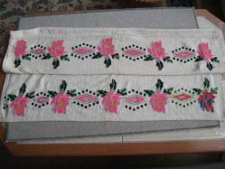 ETAMİN ÜZERİNE KANAVİÇE İŞLEMELİ - YASTIK SARGISI - BURSA ÇEVRESİNDEN