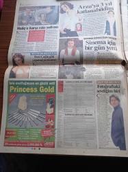 Hürriyet Gazetesi - 14 Ocak 2003 - Ayağının Tozuyla Fenerbahçe İdmanına Çıkan Ariel Ortega İddiaları Konuştu - İlhan Mansız - Milli Sutopu Oyuncusu Caner Erdoğru Doğum Gününde Kalpten Öldü - Konya Uçağının Kara Kutusu Çözüldü Pilot Hatalı - TÜSİAD Başkanı Tuncay Özilhan'a Abdullah Gül'den Sitem - Rektör Kemal Gürüz