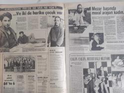 TV'DE 7 Gün Gong Haftalık Aktüalite Sinema Tiyatro Müzik ve Magazin Dergisi - 29 Ekim 1980 - Nazan Şoray - Filiz Akın Dev Posteri - Atilla Özdemiroğlu - Füsun Önal - Müjde Ar - Ali Kocatepe - Özdemir Erdoğan - Nil Burak - Semiha Yankı - Nükhet Duru - Engin Evin - Sevinç Tevs - Fuat ve Özkan - Sibel Egemen - Elçin Soner - Kibariye - Gönül Yazar - Maurice Gibb - Abba - Diana Ross - Elton John - Zerrin Özer - Fetih Mühürdar - Edip Akbayram - Nazan Şoray - Bülent Ersoy - Beatles - Şerif Yübaşıoğlu - Pistonlu Şefler, pistonsuz Şefler - Orhan Dağlı - Nejat Buhara - Tuncer İnan - Seyhan Tütün - Zeki Müren - Nezahat Bayram - Arif Meşhur - Billy Harper - Erzen Unur - Şenay - Aydın Arkun - Status Quo - Cem Karaca - Debbie Harry - Barış Manço fotoğraf ve haberi - Tam Takım Dergi