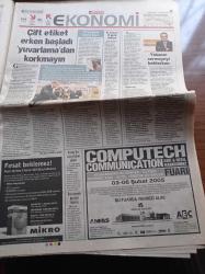 Hürriyet Gazetesi - 1 Aralık 2004 - Cem Yılmaz - Gora Filmi - İlhan Mansız - Alex De Souza - Emre Aşık - Del Bosque - 71 Yıldır Faaliyet Gösteren Milli Güvenlik Kurulu İlk Sivil Genel Sekreteri İle İlk Kez Basın Toplantısıyla Dışa Açıldı - Yüksek Askeri Şura'da Dikkat Çeken Açıklama - Türkler Artık Haftada 3 Kez Seks Yapıyor