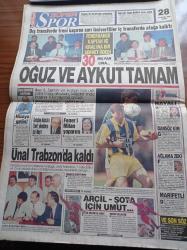 Hürriyet Gazetesi - 27 Mayıs 1994 - Trabzonspor'da Şota Arçil Umudu - Fenerbahçe'de Oğuz Çetin Aykut Kocaman Tamam - Yekta Güngör Özden'e Ağır Suçlama - İçişleri Bakanı Nahit Menteşe'ye Dayak Gensorusu - DEP Başbakan Tansu Çiller Yargıya Müdahale Etti - Hatip Dicle - Melih Gökçek'e Soruşturma - PKK'nın Adam Kaçırma Tekneleri Ele Geçirildi - Kaçak Banker Şahap Berker Yakalandı - Medyum Memiş'e Sahtecilikten Suç Duyurusu