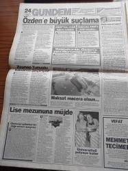 Hürriyet Gazetesi - 27 Mayıs 1994 - Trabzonspor'da Şota Arçil Umudu - Fenerbahçe'de Oğuz Çetin Aykut Kocaman Tamam - Yekta Güngör Özden'e Ağır Suçlama - İçişleri Bakanı Nahit Menteşe'ye Dayak Gensorusu - DEP Başbakan Tansu Çiller Yargıya Müdahale Etti - Hatip Dicle - Melih Gökçek'e Soruşturma - PKK'nın Adam Kaçırma Tekneleri Ele Geçirildi - Kaçak Banker Şahap Berker Yakalandı - Medyum Memiş'e Sahtecilikten Suç Duyurusu