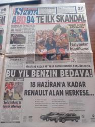 Hürriyet Gazetesi - 13 Haziran 1994 - Türk Bekaa'sı Munzur Dağı'na Operasyon - Dev Sol - Peter Naumoski Efes Pilsen'i Bıraktı - ABD 94 Dünya Kupasında İlk Skandal - Roberto Baggio Sevgisi Bambaşka - Galatasaray Saftig'e Teslim - Kuzey Irak'ta Düşürülen İki Helikopter İçin Pentagon Raporu - Tansu Çiller'den Kayıt Dışı Ekonomiye Darbe - Necmettin Erbakan 300 Milletvekili İle Geliyoruz
