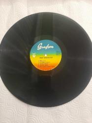 Neşe Karaböcek Uğur Böceği Lp Plak (1969 Yılı Orjinal Dönem Baskı)