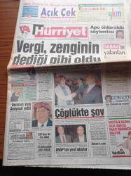 Hürriyet Gazetesi - 28 Aralık 1993 - Bülent Ersoy'a 400 Milyonluk Giysi - Kızı Pavarotti'yi Çileden Çıkardı - Halil Mutlu Bulgaristan'da Ailesiyle Hasret Giderdi - Oğuz Çetin Altın Bir Devir Yaşıyoruz - Abdullah Öcalan Öldürüldü Söylentisi - Başbakan Tansu Çiller Bedrettin Dalan'ı İstanbula Armağan Etti - Süleyman Demirel Veto Anayasal Yetki - Vergi Zenginin Dediği Gibi Oldu