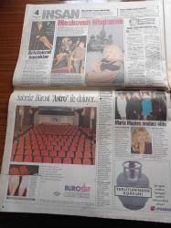 Hürriyet Gazetesi - 28 Aralık 1993 - Bülent Ersoy'a 400 Milyonluk Giysi - Kızı Pavarotti'yi Çileden Çıkardı - Halil Mutlu Bulgaristan'da Ailesiyle Hasret Giderdi - Oğuz Çetin Altın Bir Devir Yaşıyoruz - Abdullah Öcalan Öldürüldü Söylentisi - Başbakan Tansu Çiller Bedrettin Dalan'ı İstanbula Armağan Etti - Süleyman Demirel Veto Anayasal Yetki - Vergi Zenginin Dediği Gibi Oldu