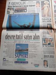 Hürriyet Gazetesi - 29 Mayıs 1994 - Sedat Balkanlı Galatasaray'da - Hasan Özaydınlı ile Abdullah Acar Fenerbahçe Başkanlığı İçin Yarışıyor - Pop Dünyasında Şıkıdım Fırtınası - Ozan Orhon Asker Hakan Ural Kaçak - Tarkan 1 Milyonluk Satışa Koşuyor - Memurlar Copsuz Yürüdü - Tansu Çiller Ve MGK'dan Bill Clinton'a Rest - PKK Atina'nın taşeronu Oldu