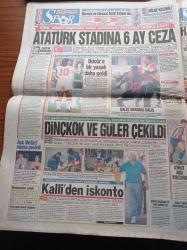 Hürriyet Gazetesi - 21 Nisan 1993 - Turgut Özal'ın Naaşına Sevgi Seli - Turgut Özal Bugün Başkente Veda Ediyor - Turgut Özal İçin Yapılacak Anıtmezarda Hummalı Çalışma - Özal Anlatıyor Yazı Dizisi - Atatürk Stadına 6 Ay Ceza - Hafız Süleymanoğlu - Turgut Özel Ölmeyebilirdi -  Süleyman Demirel'in Cumhurbaşkanlığı Kesinleşti - Yıldırım Akbulut - Hüsamettin Cindoruk Cavit Çağlar Savaşı