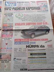 Hürriyet Gazetesi - 21 Nisan 1993 - Turgut Özal'ın Naaşına Sevgi Seli - Turgut Özal Bugün Başkente Veda Ediyor - Turgut Özal İçin Yapılacak Anıtmezarda Hummalı Çalışma - Özal Anlatıyor Yazı Dizisi - Atatürk Stadına 6 Ay Ceza - Hafız Süleymanoğlu - Turgut Özel Ölmeyebilirdi -  Süleyman Demirel'in Cumhurbaşkanlığı Kesinleşti - Yıldırım Akbulut - Hüsamettin Cindoruk Cavit Çağlar Savaşı