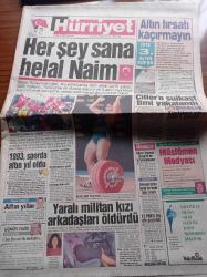 Hürriyet Gazetesi - 15 Kasım 1993 - Seyyal Taner'den Galatasaray'a Klip - Fenerbahçe'nin Yeni Transferi Wagenhaus - Mehmet Ali Birand - Orhan Gencebay - Her Şey Sana Helal Naim Süleymanoğlu - Naim Süleymanoğlu'ndan Dünya Rekoru - Tansu Çiller Cem Ersever Cinayeti Bir İç Hesaplaşma - Tansu Çiller'e Suikast Timi Yakalandı - Hikmet Çetin İsrail'de Terör İçin Israrlı - TİKB