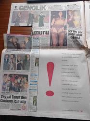 Hürriyet Gazetesi - 15 Kasım 1993 - Seyyal Taner'den Galatasaray'a Klip - Fenerbahçe'nin Yeni Transferi Wagenhaus - Mehmet Ali Birand - Orhan Gencebay - Her Şey Sana Helal Naim Süleymanoğlu - Naim Süleymanoğlu'ndan Dünya Rekoru - Tansu Çiller Cem Ersever Cinayeti Bir İç Hesaplaşma - Tansu Çiller'e Suikast Timi Yakalandı - Hikmet Çetin İsrail'de Terör İçin Israrlı - TİKB