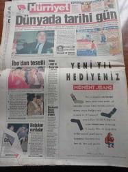 Hürriyet Gazetesi - 17 Aralık 1993 - Fenerbahçe Harun Erdenay NBA Yıldızı Gibi - Takma Efes Pilsen - Mahsun Kırmızıgül'e İbrahim Tatlıses'ten Öğütler - Bülent Ersoy - Tansu Çiller İstanbul İçin Pazarlık Yok - Bedrettin Dalan'a Vizeyi Parti Verecek - Cavit Çağlar'ın Malvarlığı 7 Trilyon - Bedrettin Dalan Patladı - Tansu - Mesut Yılmaz - Murat Karayalçın