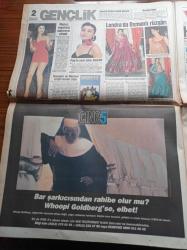 Hürriyet Gazetesi - 25 Mayıs 1994 - Galatasaray Beşiktaş Hızlı Fenerbahçe Uykuda - Rıza Çalımbay - Suat Kaya - Ergün Pembe - Cannes Film Festivali Sürprizle Sonuçlandı - İtalyan Oyuncu Virna Lisi İsabelle Adjani'yi Ezerek En İyi Kadın Oyuncu Ödülünü Aldı - SHP Lideri Murat Karayalçın İstikrar Ve IMF Benim Tabanım İçin Olumsuz Şey - Genç Müzisyen Uzay Heparı'dan Ümit Kesildi - Talabani Barzani Buluşması Türkiye'de - Tansu Çiller - Alman Cumhurbaşkanı Türkleri Koruyacağız