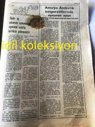 ANKARA SOSYAL -İŞ GAZETESİ YEREL TAŞRA BASINI ---25 Temmuz 1975 Sayı :79 --Faşizm İşçileri üzerine filli  saldırılara geçti --Yürütülen ekonomik  mücadele doğrudur  ve aynı çizgide devam  edecektir --Marifetli Sendika TEZ- BÜRO -İŞ --Türk -iş çıkarını savunduğu  egemen  sınıfla birlikte  çökecektir ---Antalya Antbirlik  kooperatiflerinde oynanan  oyun --Sıkıyönetim  Komutanlıklarının Uygulamalarından Başbakan Sorumludur -Ticaret Bakanlığının Kararıyla İş Garantisi Pervasızca Çiğnenmiştir --Faşizm İşçiler Üzerine --Bir yıldır grevlere izin verilmiyordur  Ankara da grevler  başladı --SSK Genel Müdürlüğü Savcılığa İhbar Edildi --TKİ  Afşin -Elbistan Gurubu İş Yerinde Sözleşme İmzalandı -
