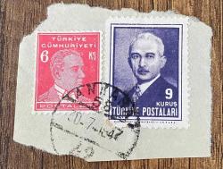 Mektup Zarfından Kesilmiş  / Postadan Geçmiş İkili Pul Filateli - Ankara, 30 Temmuz 1947 Damgalı - İSMET İNÖNÜ, 9 KURUŞ / ATATÜRK, 6 KURUŞ - Türkiye Cumhuriyeti