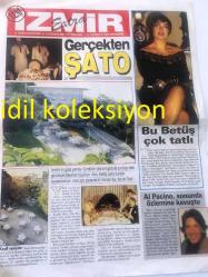 YENİ İZMİR GAZETESİ YEREL TAŞRA BASINI ---15 Nisan  1993 ---İzmir 'in en  önemli sorunun çözümünde ilerleme var --Büyük kanalizasyon projesi ile ilgili 1993 toplam tahmini  maliyet 3.9  trilyon  liraya ulaşrı İZSU , bugüne kadar 644 milyar  lira  harcadı --Hemite Köyünden  Elysee Sarayına --Mitterrand onun için sevdiğim yazar diyor --Kanal Ege  yaşamalı :Hürol Dağdelen ---Bu Betüş Çok Tatlı --Türkan Şoray --Al Paçino  , sonunda özlemine kavuştu --