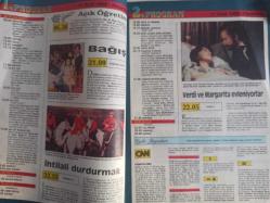 TV'de 7 Gün Gong Tv Program Dergisi - 11 - 17 Ocak 1988 - Robert Redford - Cemile Kutgün - Kuruntu Ailesi Filmi - Garibaldi Dizisi - Franco Nero - Verdi Dizisi - Ronald Pickup - Daria Nicolodi - Namık Kemal Gönenç - Meral Nayman - Bora Uçar - Hulusi Özduru - Harika Çocuk Flmi - Robert Reford - Kanun Namına Filmi - Sonny Preston - George Martin - Hayatımdan Bir Yıl - Sahire Erturan - Yasemin Aslan - Av filmi - Carlos Saura - Mücahitler Dizisi - Altına Hücüm Filmi - Perde arkası - Francesca Annis - Lynette Davies - Charles İş Başında - James Widdoes - Scott Balo - Kavanozdaki Adam - Şok Filmi - Alain Delon - Yaşama Sebebi Filmi - Maceracılar Dizisi - Oliver Tobias - Ziegfeld Çılgınlıkları filmi - Fred Astaire - Lucille Ball - Kuruluş Dizisi - Yücel Çakmaklı - Tarık Buğra - James Lee Barrett - William Blinn - Derimod Kıyafet Reklamı fotoğraf ve haberi - Tam Takım Dergi