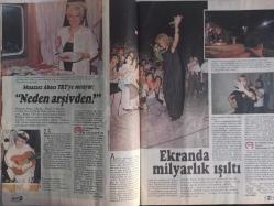 TV'DE 7 Gün Gong Haftalık Aktüalite Sinema Tiyatro Müzik ve Magazin Dergisi - 25 Temmuz 1988 - Kemal Sunal - Muazzez Abacı - Nükhet Duru - MFÖ - Yıldırım Gürses - Hülya Sözer - Atilla Arcan - George Michael - Mehmet Ali Birand - Neşe Karaböcek - Deniz Uğur - Berber Üzeyir - Erol Evgin - Hülya Süer - Nuray Hafiftaş - Emel Erdal - Oğuz Müftüoğlu - Emel Sayın - Mustafa Yolaşan - Sibel Can - Muazzez Abacı - Yıldırım Gürses - Selahattin Alpay - Mehmet Ali Erbil - Münir Özkul - Doğu Erkan - Özlem Savaş - Toto Karaca - Müjdat Gezen - Güral Gökçe - Tuluğ Çizgen - Atilla Arcan - Ahmet Çelenk - İbrahim Tatlıses - Samantha Fox - Atilla Arcan - Bruce Willis - Demi Moore - Tatlı Serseriyi Dize Getiren Kadın - George Michael - Mehmet Ali Birand - Tanju Okan - Kayahan - Dizzy Gillespie - Joan Baez - Elsa Martinelli - Zafer Önen - Levent Tülek - Ayşegül Aldinç fotoğraf ve haberi - Tam Takım Dergi