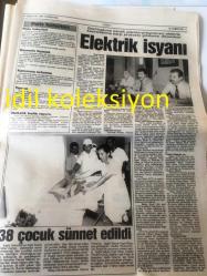 KIBRIS GAZETESİ YEREL TAŞRA BASINI ----27 Ağustos 1994 Yıl :1 Sayı :1809-Hükümet ortakları Kıbrıs Sorununda  anlaşamadı ve :Koalisyon  komada --UBP''den Eroğlu 'na tek rakip Enver Emin --Gazimağusa esnafı plansız -programsız  elektrik  kesintilerine karşı protesto gösterisi  düzenledi  Elektrik isyanı --Rumlar , KKTC ' de ki bir turistin  ölümüne neden  oldu  Yeni Rum Vahşeti  --Girne Belediyesi 'ne 60 çöp bidonu hediye edildi--Ticaret  Odası Kdv  'ye karşı  - RP -PKK İşbirliği --Rum , garantör Türkiye 'den rahatsız --Klerides , Denktaş 'ı  uzlaşmazlığa itiyor --Almanya Dış işleri bakanı  Klaus Kinkel  Hırvatistan 'da   Zagreb 'e gelen  bakanı meslektaşı  Graniç karşıladı --Nato Genel Sekreteri Manfred Wörner toprağa verildi --İki Mustafa Denizer ,Londra da Buluştu --Aşkınız için  check -up yapın -- Can Tufan :Türk Pop Müziğinde patlama değil ,enflasyon var --Avrupa 'nın yeni prensi Panucci --Baresi  'nin gönlü Japonya da -Ewing  Güney Afrika da --Fenerbahçe de müjdat  kadroda--