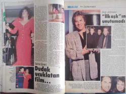 TV'DE 7 Gün Gong Haftalık Aktüalite Sinema Tiyatro Müzik ve Magazin Dergisi - 6 Şubat 1989 - Metin Akpınar - Zeki Alasya - Selim İleri - Zeki Alasya - Metin Akpınar - Selma Güneri - Uğur Böcekleri - Michael Jackson - Ali ırca - Harrison Ford - Nalan Altınörs - Yıldırım Bekçi - Cem Duna - İsmail Demirci - Nilüfer - Adnan Kahveci - Halit Kıvanç - Hülya Avşar - Nilgün Özhan - Namık Kasapbaşoğlu - Hülya Koçyiğit - Bülent Oran - İlknur Bozkurt - Atilla Candemir - Meral Konrat - Sibel Can - Muhteşem Nejat - Atıf Yılmaz - Hakan Balamir - Attila İlhan - Füsun Önal - Musa Janith - Son Johnson - Elliot Gould - Hart Bochner - Ali Kırca - Barbara Streisand - Emre Dağdeviren - Nalan Altınörs - Hülya Avşar - Michael Douglas - Levent Tülek - Peker açıkalın - Levent KAzak - Pelinsu Pir - Fatma Girik fotoğraf ve haberi - Tam Takım Dergi