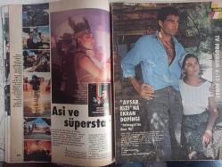 TV'DE 7 Gün Gong Haftalık Aktüalite Sinema Tiyatro Müzik ve Magazin Dergisi - 6 Şubat 1989 - Metin Akpınar - Zeki Alasya - Selim İleri - Zeki Alasya - Metin Akpınar - Selma Güneri - Uğur Böcekleri - Michael Jackson - Ali ırca - Harrison Ford - Nalan Altınörs - Yıldırım Bekçi - Cem Duna - İsmail Demirci - Nilüfer - Adnan Kahveci - Halit Kıvanç - Hülya Avşar - Nilgün Özhan - Namık Kasapbaşoğlu - Hülya Koçyiğit - Bülent Oran - İlknur Bozkurt - Atilla Candemir - Meral Konrat - Sibel Can - Muhteşem Nejat - Atıf Yılmaz - Hakan Balamir - Attila İlhan - Füsun Önal - Musa Janith - Son Johnson - Elliot Gould - Hart Bochner - Ali Kırca - Barbara Streisand - Emre Dağdeviren - Nalan Altınörs - Hülya Avşar - Michael Douglas - Levent Tülek - Peker açıkalın - Levent KAzak - Pelinsu Pir - Fatma Girik fotoğraf ve haberi - Tam Takım Dergi