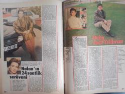 TV'DE 7 Gün Gong Haftalık Aktüalite Sinema Tiyatro Müzik ve Magazin Dergisi - 6 Şubat 1989 - Metin Akpınar - Zeki Alasya - Selim İleri - Zeki Alasya - Metin Akpınar - Selma Güneri - Uğur Böcekleri - Michael Jackson - Ali ırca - Harrison Ford - Nalan Altınörs - Yıldırım Bekçi - Cem Duna - İsmail Demirci - Nilüfer - Adnan Kahveci - Halit Kıvanç - Hülya Avşar - Nilgün Özhan - Namık Kasapbaşoğlu - Hülya Koçyiğit - Bülent Oran - İlknur Bozkurt - Atilla Candemir - Meral Konrat - Sibel Can - Muhteşem Nejat - Atıf Yılmaz - Hakan Balamir - Attila İlhan - Füsun Önal - Musa Janith - Son Johnson - Elliot Gould - Hart Bochner - Ali Kırca - Barbara Streisand - Emre Dağdeviren - Nalan Altınörs - Hülya Avşar - Michael Douglas - Levent Tülek - Peker açıkalın - Levent KAzak - Pelinsu Pir - Fatma Girik fotoğraf ve haberi - Tam Takım Dergi