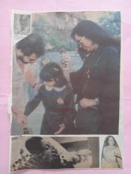 Türkan Şoray  ve Kızı Yağmur Ünal-Cihan Ünal Çeşitli Gazete Dergi ve Haber Sayfalarından kesilmiş 6 adet fotoğraflı 20*30cm ebadında arkalı önlü boş kağıda yapıştırılmıştır.