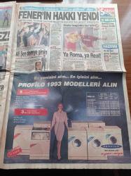 Sabah Gazetesi - 6 Kasım 1992 - Galatasaray Frankfurt'ı Sahadan Sildi - Uğur Tütüneker Kovulmaktan Omuzlara - Fenerbahçe'nin Hakkı Yendi - Süleyman Demirel Tansu Çiller'in İran Gezisine İzin Vermedi - Turgut Özal Refah Partisi'ni Mesut Yılmaz Güçlendirdi - Bill Clinton - CHP'nin Güneydoğu Raporu Ver Kurtul Yerine Sev Kurtul Olmalı