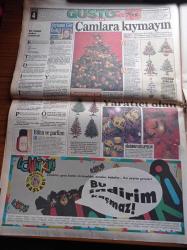 Sabah Gazetesi - 25 Aralık 1993 - Çetin Altan - Zülfü Livaneli - Fenerbahçe Derbi Sever - Galatasaraylı Tugay Kerimoğlu'nun Düğünü Göz Kamaştırdı - Derya Ayanoğlu Şimdi Anne Olmak İstiyorum - Ergun Göknel'in İSKi'de Rüşvet Çarkını Anlattığı Bandın Mahkemeye Gönderilmeyip Gizlendiği Kesinleşti - Başbakan Tansu Çiller'e Sanatçı Bulundu Muazzez Abacı - Genelkurmay Başkanı Orgeneral Doğan Güreş