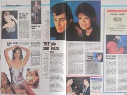 TV'DE 7 Gün Gong Haftalık Aktüalite Sinema Tiyatro Müzik ve Magazin Dergisi - 6 Ekim 1991 - Cem Özer - Levent Kırca - Halit Kıvanç - Tilbe Batum - Pınar Özdemir - Cem Özer - Johnny Depp - Josephine Baker - Peter Strauss - Sibel Can - Güler Kazmacı - Nicholas Campbell - Peggy Smithhart - Robert Wagner - Stephanie Powers - Ekrem Çatay - Lauren Koslow - Sezen Cumhur Önal - Emel Müftüoğlu - Süha Özgermi - Gönül Yazar - Necet Ergezen - Jülide Ateş - Pınar Özdemir - Adem Kılıç - Kadir Çelik - Osman Balcıgil - Uğur Dündar - Erşan Başbuğ - Halit Kıvanç - Rüstem Batum - Erol Aksoy - Nuri Çolakoğlu - Mehmet Ali Ilıcak - Mustafa Süzer - Cemal Noyan - Grecia Colmanares - Gene Hackman - Joe Mcİntyre - Jordan Knight Posteri - Jane Seymour - Yüksel Uzel - Aylin Livaneli - Tuncay Vural - Jordan Baker fotoğraf ve haberi - Tam Takım Dergi