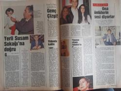 TV'DE 7 Gün Gong Haftalık Aktüalite Sinema Tiyatro Müzik ve Magazin Dergisi - 13 Ocak 1991 - Robert Gentry - Kadir İnanır - Zuhal Olcay - Tom Cruise - Tom Selleck - Sergio Leone - İsmail Cem - Kerim Aydın Erdem - Richard Moll - Adnan Saygun - Cindy Crawford - Erkan Tan - Osman Üstündağ - Emel Sayın - Ateşböceği Ercan - Ömer Karacan - Hülya Avşar - Şenben Ergür - Caroline Williams - Jean Smart - Annie Potts - Agatha Christie - Kadir İnanır - Yılmaz Zafer - Mahinur Ergun - Metin Erksan - Yaprak Özdemiroğlu - Haluk Kurdoğlu - Burçin ORaloğlu - Yaşar Alptekin - İrfan Tözüm - Sergio Leone - Patrick Emory - Donna Kelley - Ali Poyrazoğlu - Metin Atatüzün - Sylvester Stallone - Robin Williams - Glenn Close - Kevin Dilion - Phil Collins - Raksotek Kaset Reklamı fotoğraf ve haberi - Tam Takım Dergi