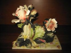 İTALYAN CAPODIMONTE  EL YAPIMI VINTAGE  1970'LER  GÜL BİBLOSU
