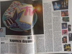 TV'DE 7 Gün Gong Haftalık Aktüalite Sinema Tiyatro Müzik ve Magazin Dergisi - 1 Eylül 1991 - Kerim Aydın Erdem - Halit Kıvanç - Nejat Uygur - Hıncal Uluç - Sevtap Parman - Doug Davidson - Şebnem Ergür - Laure Koslow - Steven Carrington - Al Corley - Josephine Baker - Ferhan Şensoy - Ayten Gökçer - Grecia Calmenares - Korhan Abay - İzzet Öz - Nükhet Duru - Begüm Özbek - Ajda Pekkan - Ebru Kutsal - Burak Önal - Levent Öktem - İsmet Üstekin - Fikret Hakan - Fatma Belgen - Deniz Türkali - Nesrin Akkıç - Mehmet Ulaş - Mesut Mertcan - Joan Crawford - Kevin Costner - Fatih Kısaparmak - Ajda Pekkan- Kaptan Arkan - Ali Rıza Türker - Erol Evgin - Ali Kocatepe - Osman Seden - Münir Özkul - İhsan Yüce - Julia Roberts - Hudson Hawk - Andrey Tarkowski - Kevin Costner - Bette Midler - Barbara Hershey - Atıf Yılmaz - Şener Şen - Serap Aksoy - Salih Güney - Faruk Peker - Güler Kazmacı - Sakyo Dolmakalem Reklamı fotoğraf ve haberi - Tam Takım Dergi