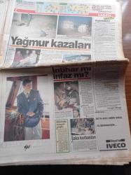 Sabah Gazetesi - 2 Mayıs 1993 - Çetin Altan - Zülfü Livaneli - Hasan Cemal -  Teniste Dünyanın Bir Numarası Monica Seles Bıçaklandı - Yılmaz Vural - Gordon Milne - Beşiktaş Kasırgası - SHP'de İLKSAN Raporu Telaşı - SHP Genel Başkanı Erdal İnönü - Kenan Evren'in Tablosu 110 Milyona Gitti - Emel Sayın - 1 Mayıs Coşku İle Kutlandı - Sri Lanka Başkanını Canlı Bomba Öldürdü