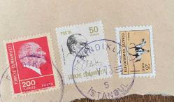 Mektup Zarfından Kesilmiş  / Postadan Geçmiş Üçlü Pul Filateli - Fındıklı, 14 Mayıs 1973 Damgalı - ATATÜRK, 200 KURUŞ / ATATÜRK, 50 KURUŞ / ATLI ATATÜRK ANKARA, 25 KURUŞ - Türkiye Cumhuriyeti