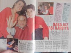 TV'DE 7 Gün Gong Haftalık Aktüalite Sinema Tiyatro Müzik ve Magazin Dergisi - 30 Mayıs 1992 - Right Said Fred - Cem Özer - Uğurtan Sayıner - Marlene Dietrich - Aydemir Akbaş - Yasemin Koşal - Tarık Tarcan - Namık Kasapbaşoğlu - Hüseyin Karakaş - Monica Susman - Orhan Ertanhan - Monica Susman - Ahmet Özal - Müge Oruçkaptan - Güler Kazmacı - Mesut Mertcan - Ayşe Egesoy - Aydoğan Ergezen - Tarcan Gönenç - Arda Uskan - Atalay Akçalı - İlyas Salman - Necef Akra - Perran Kutman - Ayşegül Aldinç - Enis Fosforoğlu - Eric Forrester - Gabriel Corrado - Dalton James - Tony Danza - Selma Orsel - Duygu Ankara - Özcan Ülkü - Mel Gibson - Joan Collins - Daniel Day - Thom Bierdz Posteri - Hülya Koçyiğit - Michale Jackson Posteri - Grecia Colmenares - Michael Pfeiffer - Mel Gibson - Bülent Ersoy - Gazanfer Özcan - Kemal Sunal - Fatma Girik - Harun Kolçak - Nilüfer - Fatih Kısaparmak - Jodie Foster - Sophie Marceau - Tom Cruise - Nicole Kidman - Sevtap Parman fotoğraf ve haberi - Tam Takım Dergi