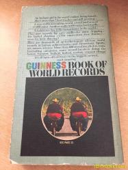 GUİNNESS BOOK OF WORLD RECORDS - NORRİS MCWHİRTER & ROSS MCWHİRTER - Bantam Books - İNGİLİZCE KİTAP (GUİNNESS DÜNYA REKORLAR KİTABI)