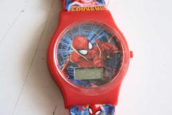 SPİDERMAN    SAAT detay resımlerde (YUKARI RAF