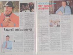 TV'DE 7 Gün Gong Haftalık Aktüalite Sinema Tiyatro Müzik ve Magazin Dergisi - 15 Mart 1992 - Aydan Şener - Tolga Savacı - Uğur Dündar - Adnan Polat - Tarcan Gönenç - Sibel Tüzün - Türkan Şoray - Kadir İnanır - Malu Maldur - Nicholas Marshall - Dan August - Bir Belgeselin Zorlukları Üzerine - Fecri Ebcioğlu - Robert de Niro - Woody Allen - Rüstem Batum - Oya Küçümen -  Burt Reynolds - Ertuğrul Karslıoğlu - Seynan Levent - Yonca Evcimik - Tom Cruise - Sevgilileri, eşleri ve çocukları - Benimle evlenir misin? - Marky Mark - Jodie Foster - Belgin Doruk - Muhsin Ertuğrul - Cüneyt Arkın - Korhan Abay - Roger Corman - Dudley Moore - Patsy Kensit - Mickey Rourke - Marlboro Sigara Reklamı fotoğraf ve haberi - Tam Takım Dergi