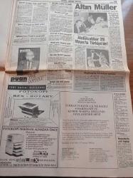 Sabah Gazetesi - 17 Mayıs 1990 - Bülent Ersoy - Şarkıcı Emrah - Sevim Tuna - Gönül Yazar -  Ferdi Özbeğen - Yeni Fenerli Semih Beni Prekazi Ve Held   Yaktı - Feyyaz Uçar - Metin Tekin - Rıza Çalımbay - Bedrettin Dalan Atatürk'e İhanet Edenler Bizden Korksun - Turgut Özal'dan Rüşdü Saraçoğlu'na Tam Destek -  Cem Boyner Siyaseti Düşünmüyorum - Benazir Butto Çarşaftan Kurtuldu - Cola Boykotu