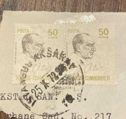 Mektup Zarfından Kesilmiş  / Postadan Geçmiş İkili Pul Filateli - İstanbul Aksaray, 25 Ekim 1972 Damgalı - ATATÜRK, 50 KURUŞ - Türkiye Cumhuriyeti