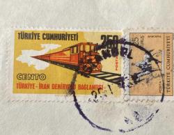 Mektup Zarfından Kesilmiş  / Postadan Geçmiş İkili Pul Filateli - İstanbul Damgalı - TÜRKİYE - İRAN DEMİRYOLU BAĞLANTISI, 250 KURUŞ / ATLI ATATÜRK ANKARA, 25 KURUŞ - Türkiye Cumhuriyeti