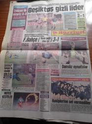 Hürriyet Gazetesi - 30 Mart 1987 - Güneş Sigorta Birinci Ligde - Beşiktaş Gizli Lider - Bayan Mao - Yine Turgut Özal'lı Günler - 13 Dev Sorundan Turgut Özal'a Merhaba - Naim Süleymanoğlu - Ege Krizinde Dünkü Halka Arabulucu Zıtlaşması - Fas Yolcusu Kenan Evren'in Ihlamur Tercihi - Rabıta Fırtınası - İrtica Daha Çok Eğitimli Korkusu