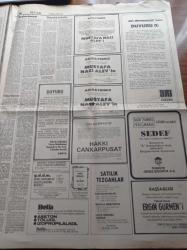 Hürriyet Gazetesi - 17 Ağustos 1979 - Kızıl Yeşil Savaşı - Seçim Öncesi Bülent Ecevit'in Sıkıntısı Artıyor - Akrep Nalan Lakaplı Nalan Gürateş Dün De Bildiri Dağıttı - Stokçuluk Hükümetle Özel Sektörün Arasını Açtı - Bedreddin Şınnak Adana'da Ele Geçirildi - Faruk Sükan'ın Partisi Seçime Katılamıyor - Siverek Tepeden Tırnağa Arandı