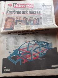 Hürriyet Gazetesi - 15 Mayıs 1994 - Eroinman Deniz Lokman Beni Kurtarın - Oktay Ekşi - Emin Çölaşan -Galatasaray Şampiyonluğa Çok Yakın - Naim Süleymanoğlu Tepem Atınca İki Tane Çaktım - Galatasaray'ın Ağır Topu Arif Erdem - Aykut Kocaman - Ebru Gündeş Sırılsıklam Aşık - Süleyman Mercümek Dosyası - Refah Partisi'nde Büyük Çelişki - Ankara'da Yılın Nikahı Mit Müsteşarı Sönmez Köksal Filiz Akın Evlendi
