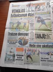 Hürriyet Gazetesi - 26 Kasım 1991 - Fenerbahçe Teknik Direktörü Venglos Futbolcunun Esiri - İhsan Kalkavan İle Çok Özel - AIDS Rock Kralı Fredie Mercury'i Öldürdü - Queen Topluluğu - İşte Süleyman Demirel'in malları - Asil Nadir İflas Ettirildi - Toplu Konut'un Tavanı Çöktü - Türksat Olayına Bakan El Koydu