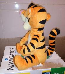 TIGGER KAPLAN KONUŞUYOR VE HAREKET EDİYOR