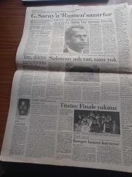 Cumhuriyet Gazetesi - 1 Kasım 1991 -  Süleyman Demirel Sadrazam Değilim - İsmail Beşikçi Tahliye Oldu -  Cumhurbaşkanı Turgut - İsrail Taviz Vermiyor - Uğur Mumcu - İlhan Selçuk - Melih Cevdet Anday - Ali Sirmen -Dünya Tekvando Şampiyonasında Arzu Tan Şampiyon Oldu - Galatasaray Rumen Santrafor Katinka'nın Peşinde - Portre Mustafa Denizli - Abdi İpekçi Spor Salonu'nun Tabelası Hala Konulmadı - Avrupa Kupası Maçları Star1'de