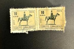 Mektup Zarfından Kesilmiş  / Postadan Geçmiş İkili Pul Filateli - Damgalı - BURSA ATLI ATATÜRK, 10 KURUŞ - Türkiye Cumhuriyeti
